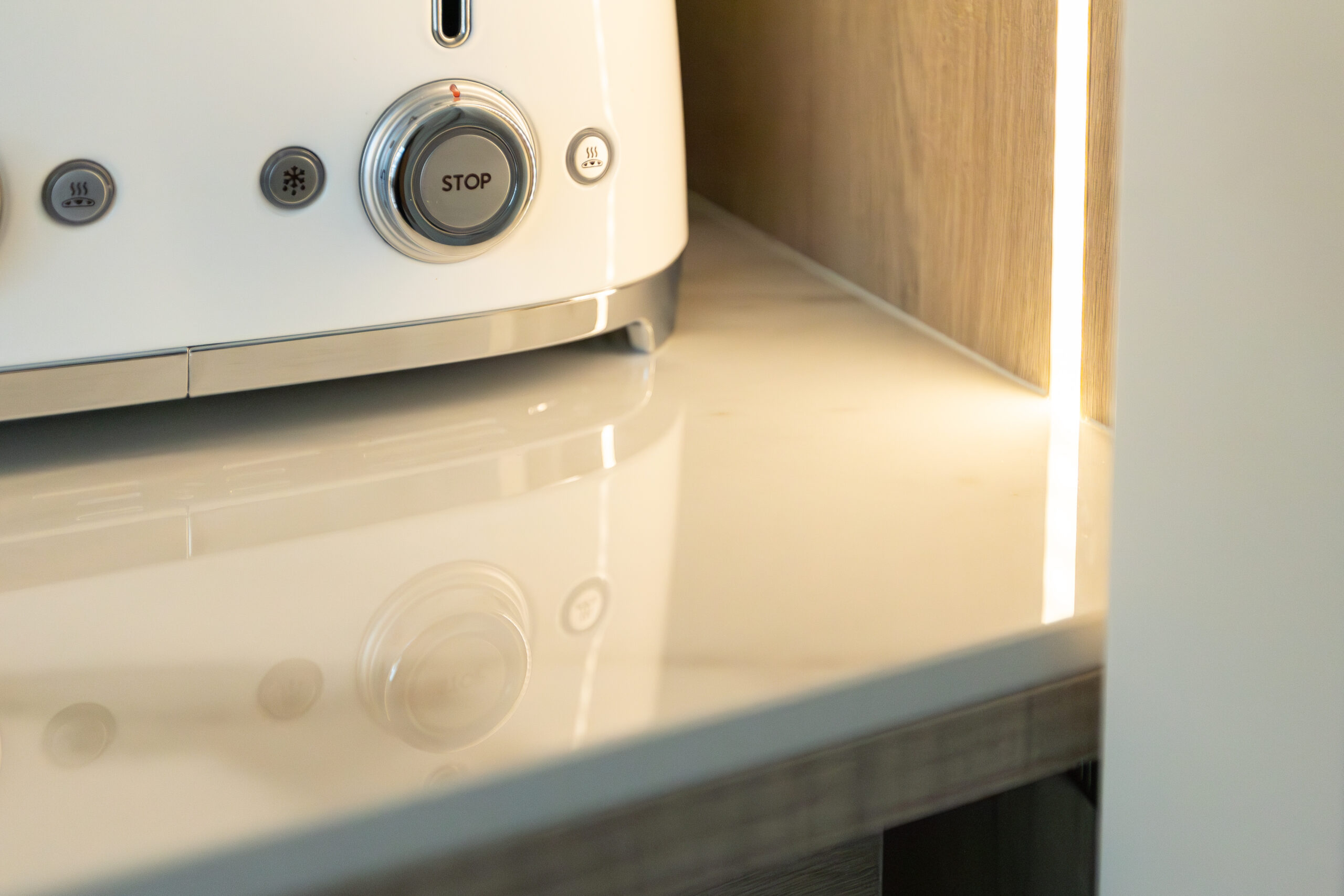 Contemporary classic kitchen