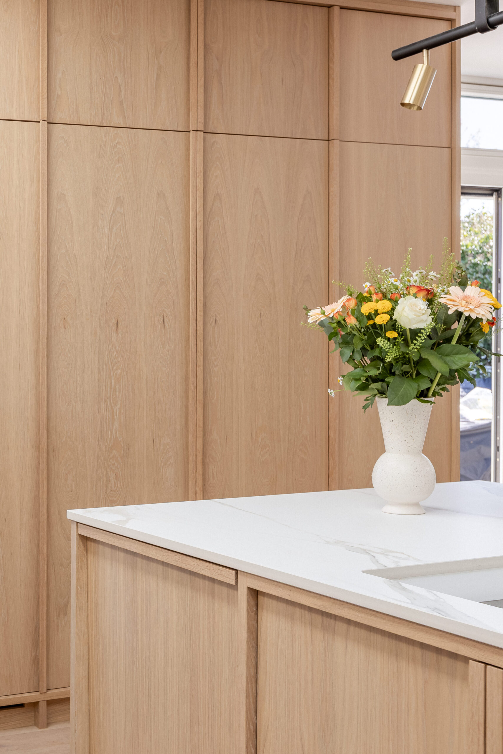 Scandi minimal kitchen